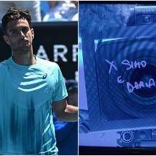 Australian Open, la commovente dedica di Musetti a coach Tartarini: "Per Simone e Damiano"