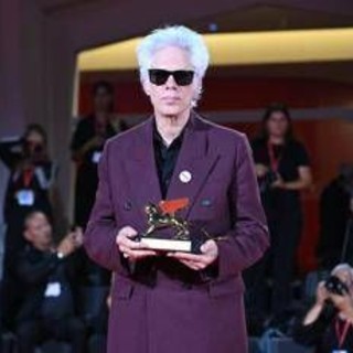 Jim Jarmusch chiede la cittadinanza francese: "Voglio evadere dagli Stati Uniti" Jim Jarmusch chiede la cittadinanza francese: "Voglio evadere dagli Stati Uniti"