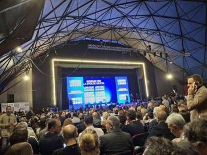 Regionali Puglia, centrodestra unito a Bari per Lobuono. Meloni: &quot;Puntiamo a vincere&quot;