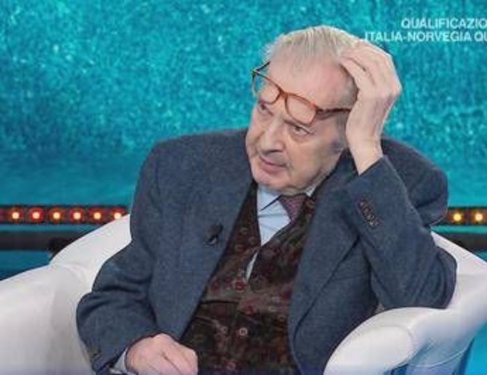 Sgarbi a Domenica In: &quot;Mi sposo con chi mi ha dato forza nelle difficoltà&quot;