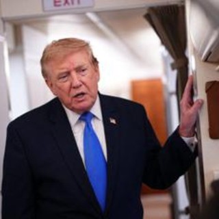 Iran, l'annuncio di Trump: "Al via nuovi negoziati"