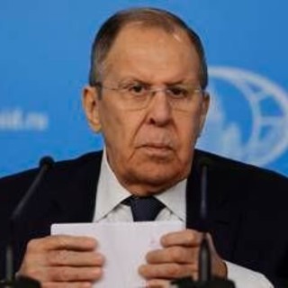 Italia-Russia, Lavrov: "Relazioni al punto più basso, ma chi vuole parlare con noi ci chiami"