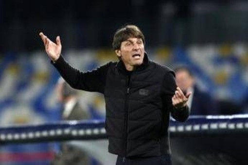 Conte, con il Napoli è finita. Pronto il ritorno alla Juventus? Conte, con il Napoli è finita. Pronto il ritorno alla Juventus?