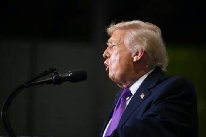Iran, Trump: "Abbiamo vinto, guerra risolta dopo un'ora"