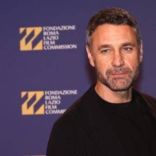 Raoul Bova dopo lo scandalo: "I figli mi hanno aiutato a rialzarmi"