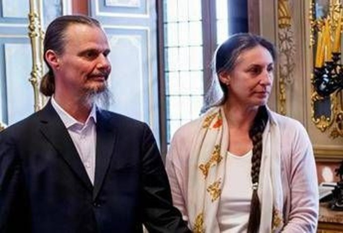 Famiglia nel bosco, Nathan e Catherine: "Decisione del Tribunale ci spezza il cuore"