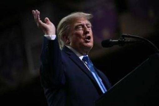 Elezioni Usa, simulazioni e avvocati: la difesa dei dem contro le 'minacce' di Trump Elezioni Usa, simulazioni e avvocati: la difesa dei dem contro le 'minacce' di Trump