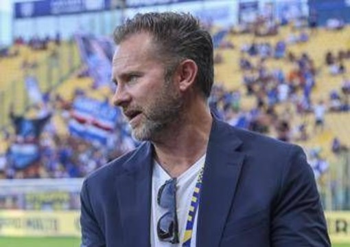 Letame davanti casa del Ceo della Sampdoria. Il club scosso: "Superato ogni limite"