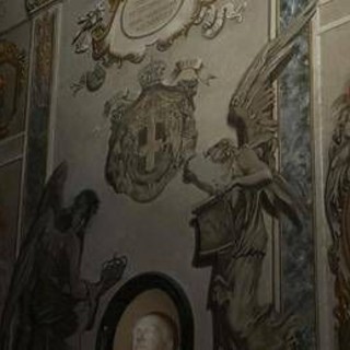 Rimosso il volto dell'angelo simile a Meloni nella cappella di San Lorenzo in Lucina