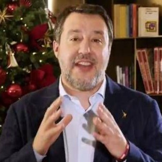 Natale, gli auguri di Salvini: "Felice per il primo da assolto dopo 5 anni"
