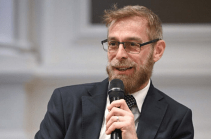 Farmaceutica, Strozzi (Maeci): "Impegno in internazionalizzazione imprese italiane" Farmaceutica, Strozzi (Maeci): "Impegno in internazionalizzazione imprese italiane"