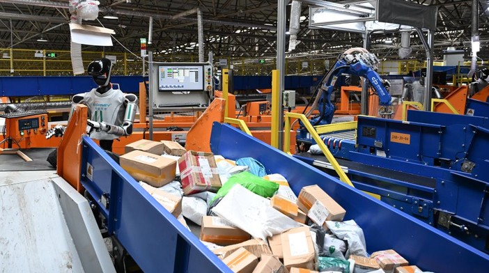 Cina, oltre 150 miliardi di pacchi consegnati dal servizio postale Cina, oltre 150 miliardi di pacchi consegnati dal servizio postale