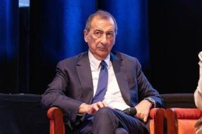 Caso Bastoni, Sala: "Ha sbagliato, ma Del Piero e Chiellini simulavano e ora sono censori" Caso Bastoni, Sala: "Ha sbagliato, ma Del Piero e Chiellini simulavano e ora sono censori"