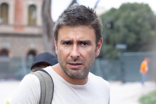Di Battista “Sto meglio e finalmente sono a casa”