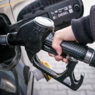 Carburante annacquato e motori ko, consumatori all'attacco: "Servono controlli per arginare illeciti" Carburante annacquato e motori ko, consumatori all'attacco: "Servono controlli per arginare illeciti"
