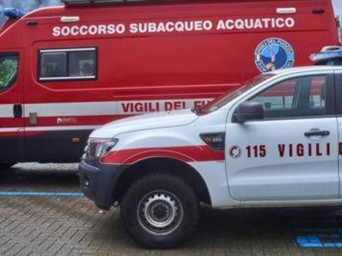 Jesolo, auto finisce nel fiume Sile: recuperato il corpo senza vita di un uomo