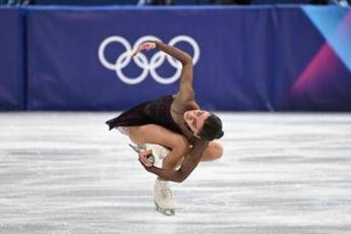 Milano Cortina, Lara Naki Gutmann incanta: chi è la pattinatrice che fa sognare l'Italia