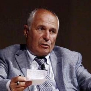 Anche il generale Camporini lascia 'Limes': "Non difende il diritto internazionale"