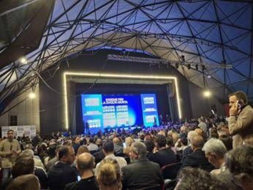 Regionali Puglia, centrodestra unito a Bari per Lobuono. Meloni: &quot;Puntiamo a vincere&quot;