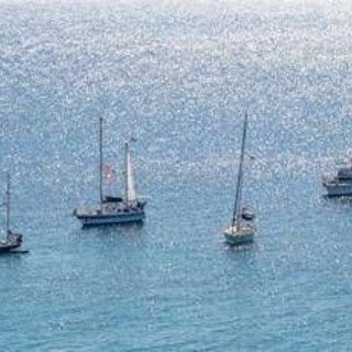 &quot;Ha morso un agente&quot;, tre giorni di detenzione in più per attivista spagnola della Flotilla
