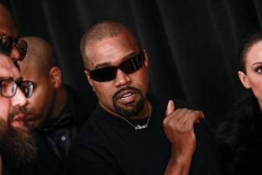 Kanye West e Travis Scott a Reggio Emilia, la prefettura vieta i concerti