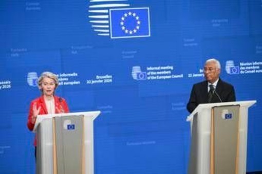 Groenlandia, vassalli non schiavi: Ue chiede rispetto