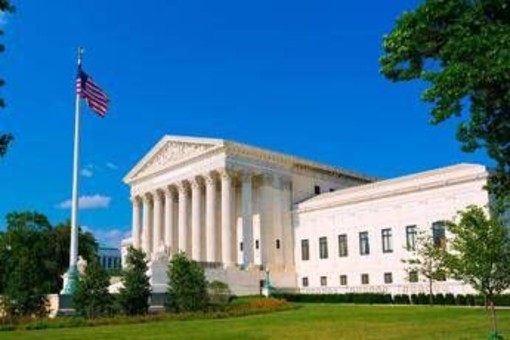 Elezioni midterm Usa, Corte Suprema respinge il piano di Trump sul voto per corrispondenza Elezioni midterm Usa, Corte Suprema respinge il piano di Trump sul voto per corrispondenza