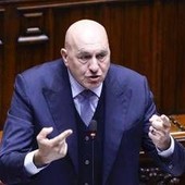 Iran, Crosetto: "Accordo con Usa su basi non significa essere in guerra"