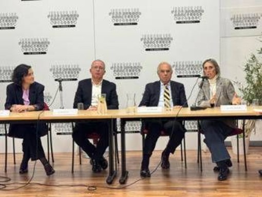 Rinosinusite con poliposi nasale, studio: "Anti Il-5 efficace su sintomi e tessuto" Rinosinusite con poliposi nasale, studio: "Anti Il-5 efficace su sintomi e tessuto"