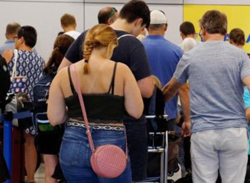 Migranti, media in Spagna: Italia pronta a prorogare i controlli alle frontiere Migranti, media in Spagna: Italia pronta a prorogare i controlli alle frontiere