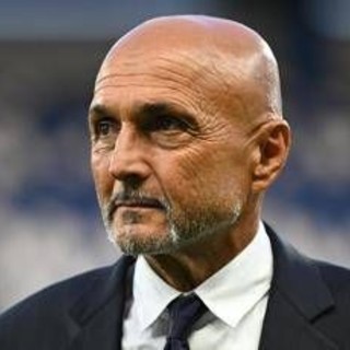 Spalletti: "Accetto la pressione e continuo ad allenare con la stessa determinazione" Spalletti: "Accetto la pressione e continuo ad allenare con la stessa determinazione"