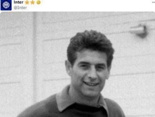 Morto Lorenzo Buffon, aveva 95 anni. Chi era lo storico portiere di Milan e Inter Morto Lorenzo Buffon, aveva 95 anni. Chi era lo storico portiere di Milan e Inter