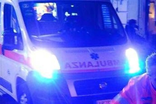 Trovata nel lettino in arresto cardiaco, muore bimba di pochi mesi