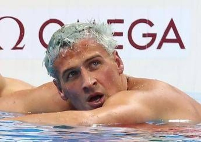 Lochte vende all'asta (causa divorzio) i tre ori vinti alle Olimpiadi per quasi 400mila euro Lochte vende all'asta (causa divorzio) i tre ori vinti alle Olimpiadi per quasi 400mila euro