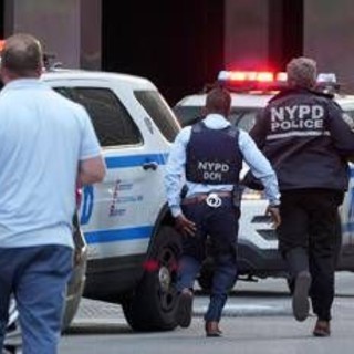 Sparatoria Manhattan, chi era l'attentatore: la malattia e il biglietto nella tasca