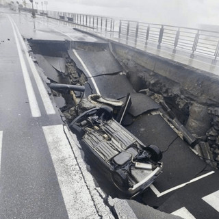 Maltempo in Sicilia, anziano viola divieto di transito e finisce in una voragine