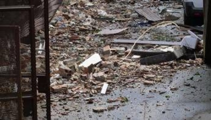 Esplosione in una villetta ad Andria, due morti: cosa sappiamo, i punti ancora da chiarire Esplosione in una villetta ad Andria, due morti: cosa sappiamo, i punti ancora da chiarire