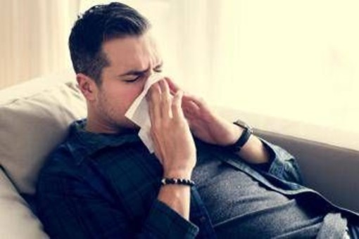 Influenza finisce? Tosse e stanchezza durano altri 20 giorni Influenza finisce? Tosse e stanchezza durano altri 20 giorni