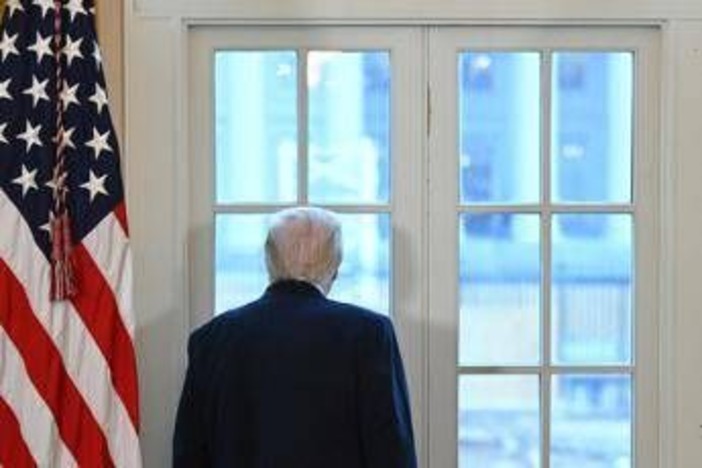 Iran, proteste represse nel sangue. Trump valuta l'attacco