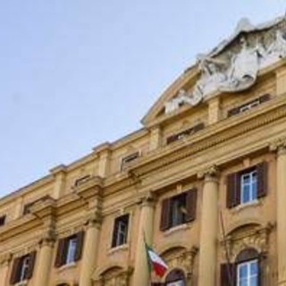 Manovra, centrodestra punta a 'emendamenti bandiera': si tratta sull'oro