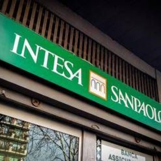 Intesa Sanpaolo, utili a 9,3 miliardi di euro: l’obiettivo è 10 miliardi per il 2026 Intesa Sanpaolo, utili a 9,3 miliardi di euro: l’obiettivo è 10 miliardi per il 2026