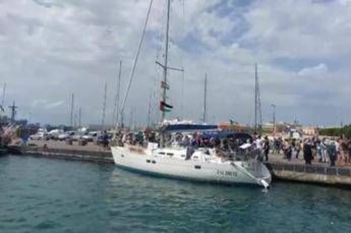 Al via la missione della 'Global Sumud Flotilla', salpate da Augusta le 18 barche italiane dirette a Gaza