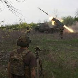Ucraina, Russia avanza o Kiev rialza la testa? La guerra e la doppia verità Ucraina, Russia avanza o Kiev rialza la testa? La guerra e la doppia verità