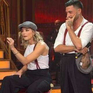 Ballando con le stelle, Fialdini k.o. per infortunio: "Non so se torno" Ballando con le stelle, Fialdini k.o. per infortunio: "Non so se torno"