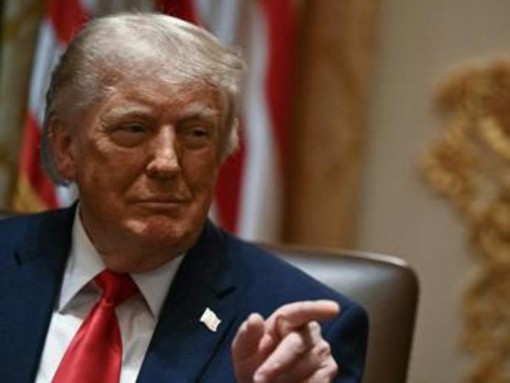 Trump: "Se l'Iran mi uccide, ci sarà una risposta mai vista". Usa e Iran verso nuovi colloqui in Svizzera Trump: "Se l'Iran mi uccide, ci sarà una risposta mai vista". Usa e Iran verso nuovi colloqui in Svizzera