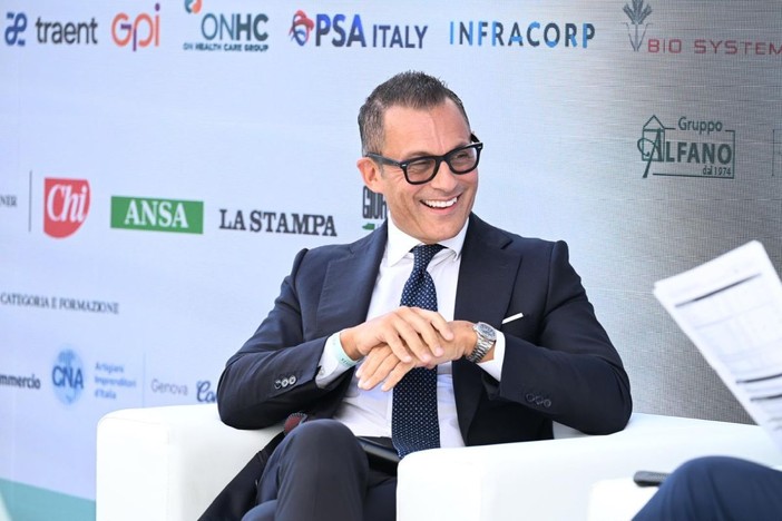 Monti spiega la bolletta a Ruggieri, trasmissione pesa 4% per imprese e famiglie Monti spiega la bolletta a Ruggieri, trasmissione pesa 4% per imprese e famiglie