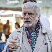 Prof accoltellata da studente 13enne, Crepet: "Violenza a portata di click, serve più autorevolezza" Prof accoltellata da studente 13enne, Crepet: "Violenza a portata di click, serve più autorevolezza"