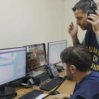 Camorra, 6 arresti per scambio elettorale a Santa Maria a Vico